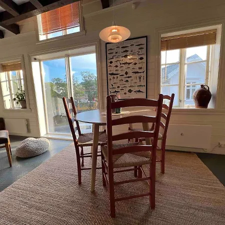 With A Loft In The Middle Of Center * Egersund
